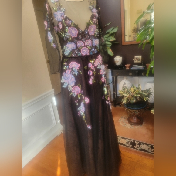 Marchesa Notte Floral Embroidered Lace Gown - Picture 3 of 4